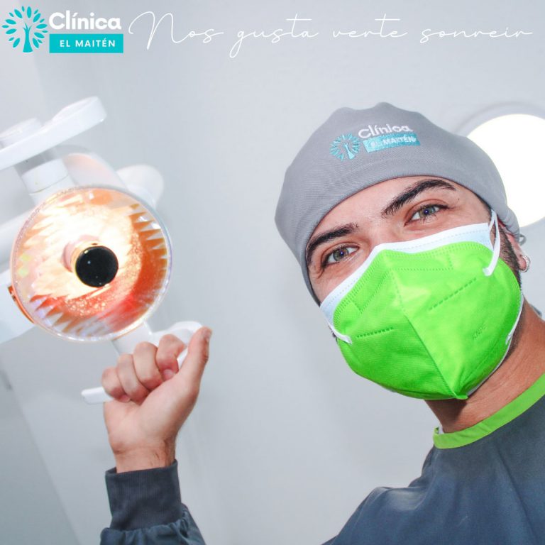 especialista en clínica dental en colina